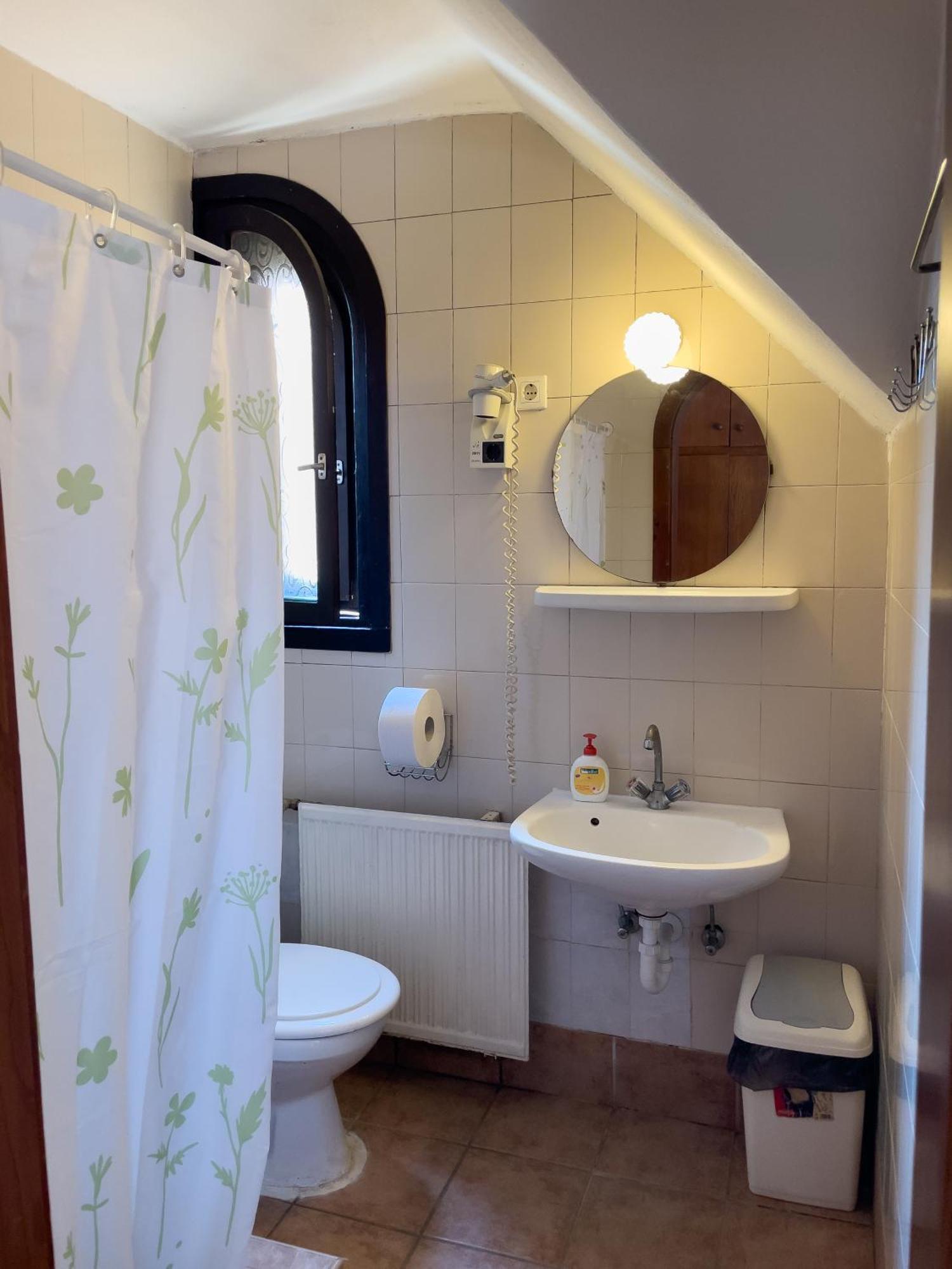 Pestujhely Panzio-Etterem Hotel Budapest Eksteriør billede